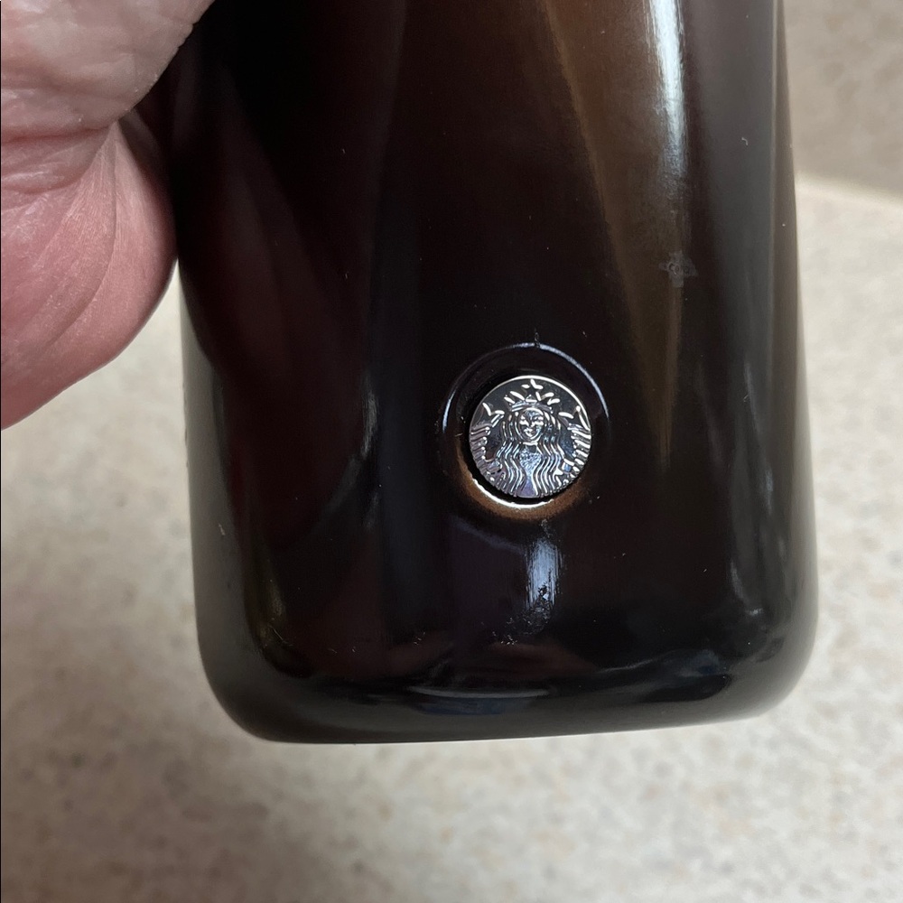 Starbucks Bronze/Esspresso Brown Stainless Steel Tumbler with Screw on lid - Picture 2 of 9
